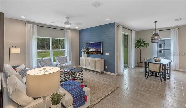 807 FILLMORE COURT, Davenport, FL 33837