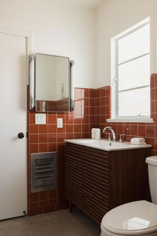 1392 N Paseo De Anza, Palm Springs, CA 92262