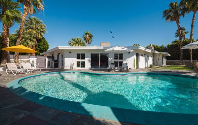 1392 N Paseo De Anza, Palm Springs, CA 92262