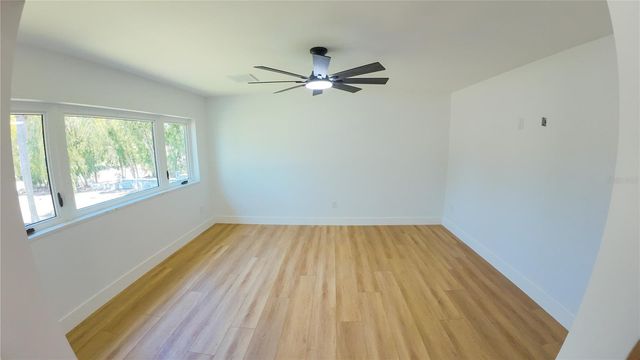936 ALCAZAR WAY S, St Petersburg, FL 33705