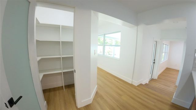 936 ALCAZAR WAY S, St Petersburg, FL 33705