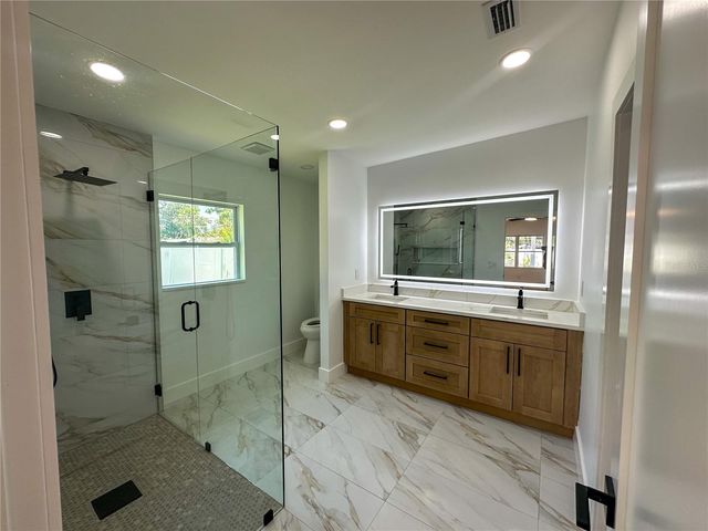 936 ALCAZAR WAY S, St Petersburg, FL 33705