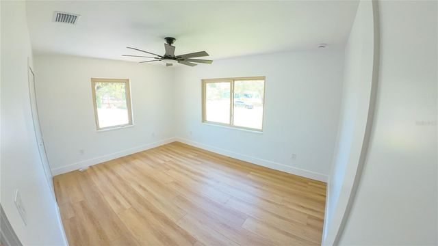 936 ALCAZAR WAY S, St Petersburg, FL 33705
