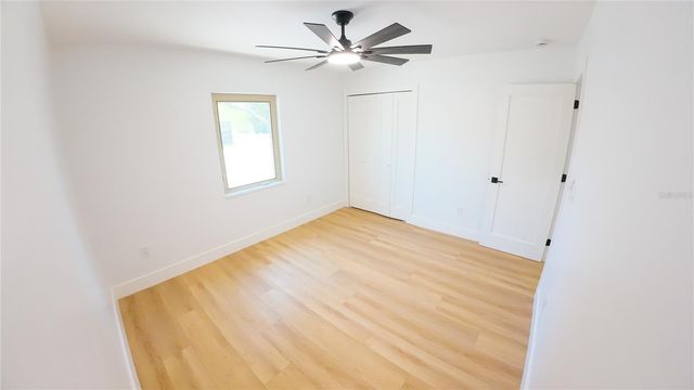 936 ALCAZAR WAY S, St Petersburg, FL 33705