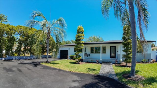 936 ALCAZAR WAY S, St Petersburg, FL 33705