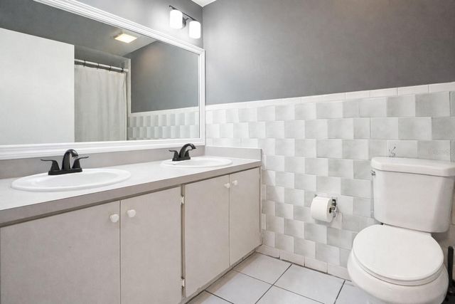 7439 WAYLAND BOULEVARD, Orlando, FL 32807