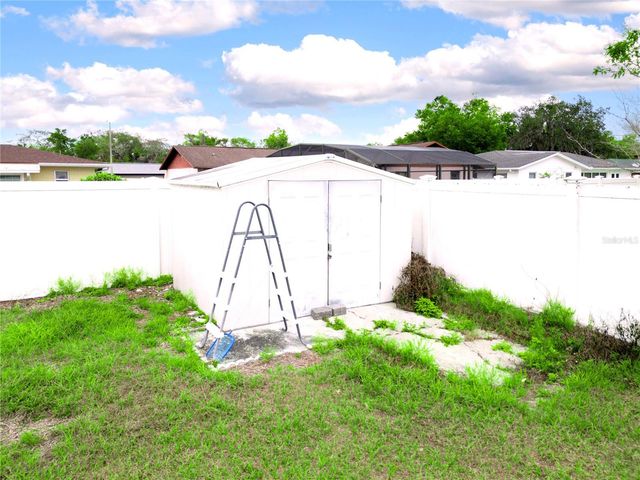 7439 WAYLAND BOULEVARD, Orlando, FL 32807