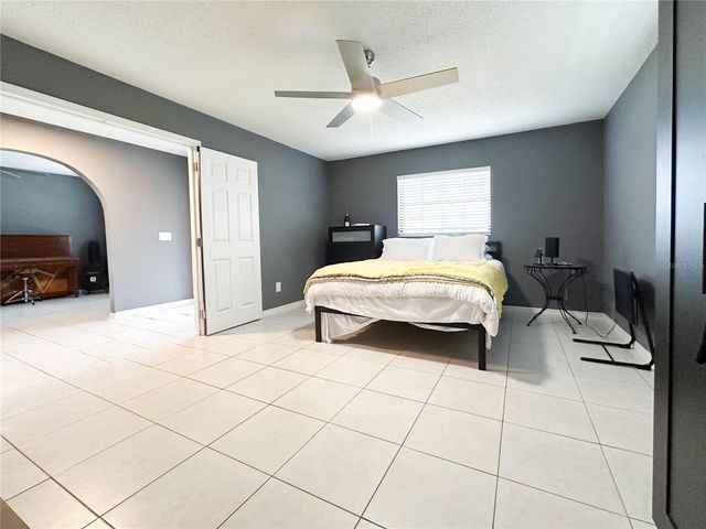 7439 WAYLAND BOULEVARD, Orlando, FL 32807