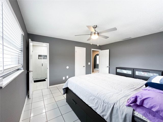 7439 WAYLAND BOULEVARD, Orlando, FL 32807