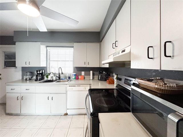 7439 WAYLAND BOULEVARD, Orlando, FL 32807