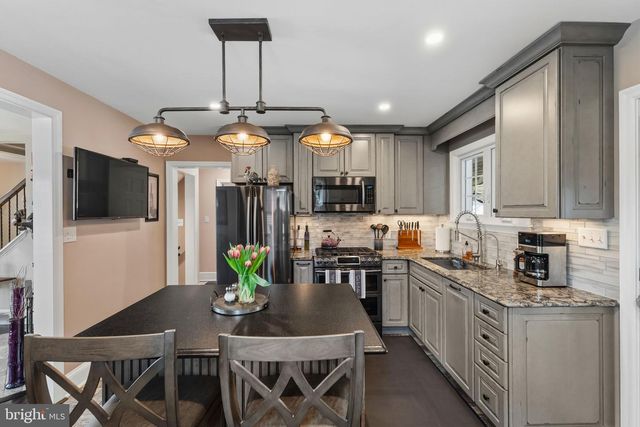 11 14TH ST E, Frederick, MD 21701