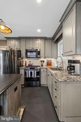 11 14TH ST E, Frederick, MD 21701