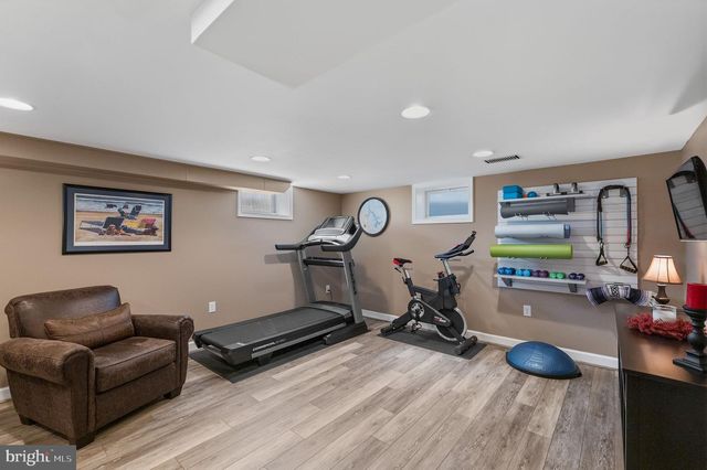 11 14TH ST E, Frederick, MD 21701