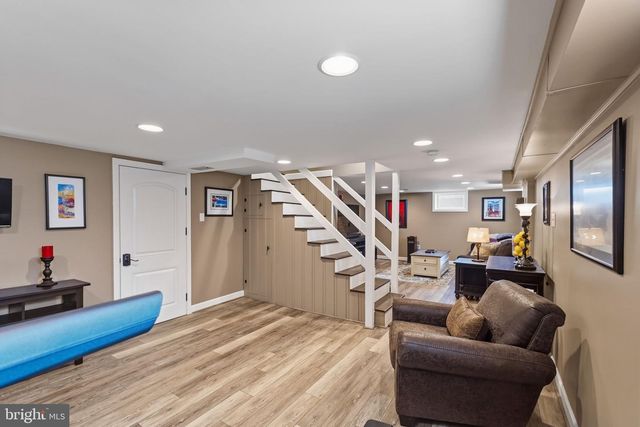 11 14TH ST E, Frederick, MD 21701