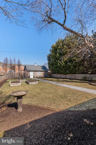 11 14TH ST E, Frederick, MD 21701