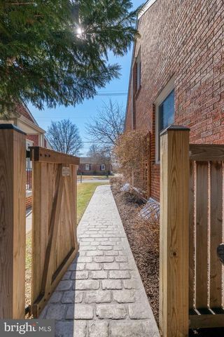 11 14TH ST E, Frederick, MD 21701