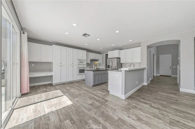 7266 Citrus Valley Ave, Eastvale, CA 92880