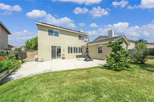 7266 Citrus Valley Ave, Eastvale, CA 92880