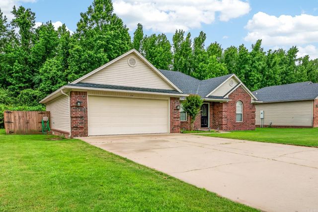 36 Ryleigh Circle, Cabot, AR 72023