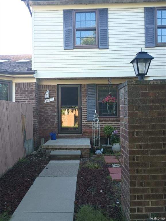34777 E Wilma Court, New Baltimore, MI 48047