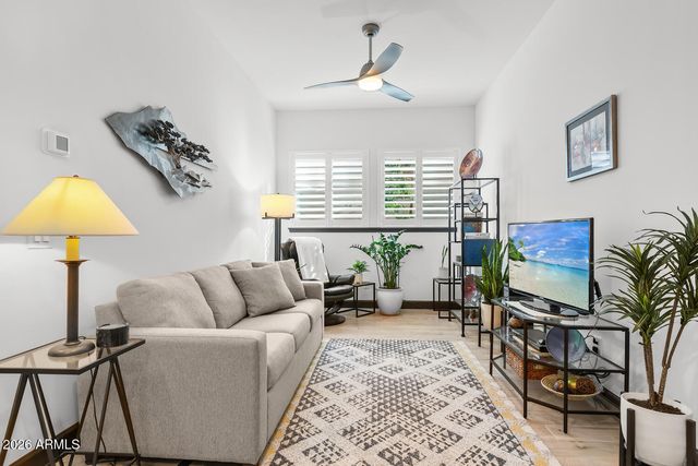 21257 W HILLCREST Boulevard, Buckeye, AZ 85396