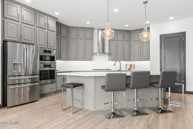 21257 W HILLCREST Boulevard, Buckeye, AZ 85396