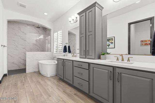 21257 W HILLCREST Boulevard, Buckeye, AZ 85396