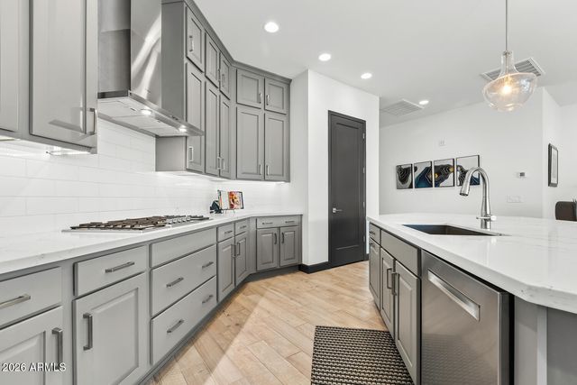 21257 W HILLCREST Boulevard, Buckeye, AZ 85396