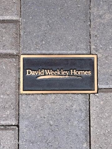 21257 W HILLCREST Boulevard, Buckeye, AZ 85396