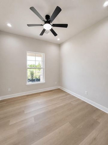 18803 Serene Water Drive, Montgomery, TX 77356