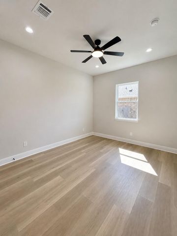 18803 Serene Water Drive, Montgomery, TX 77356