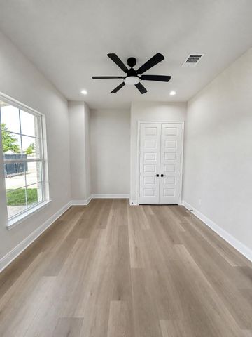 18803 Serene Water Drive, Montgomery, TX 77356