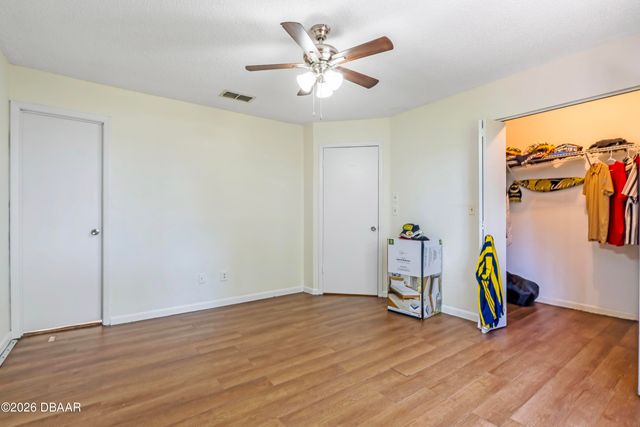 188 W Sandalwood Court, Daytona Beach, FL 32119
