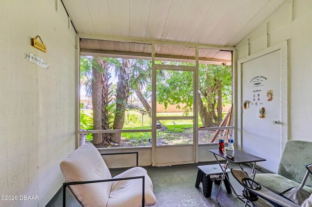 188 W Sandalwood Court, Daytona Beach, FL 32119