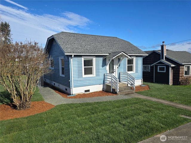 1035 W 8th Street, Port Angeles, WA 98363