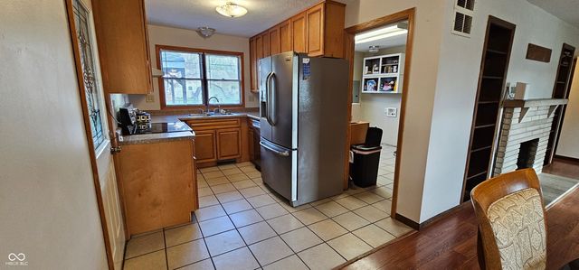 543 Schooley Drive, Greenwood, IN 46142