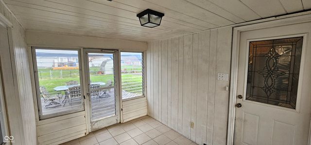 543 Schooley Drive, Greenwood, IN 46142