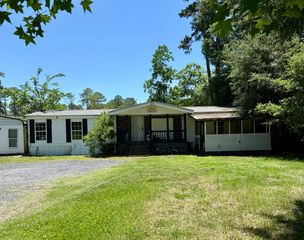 6123 Brown Way, Ravenel, SC 29470