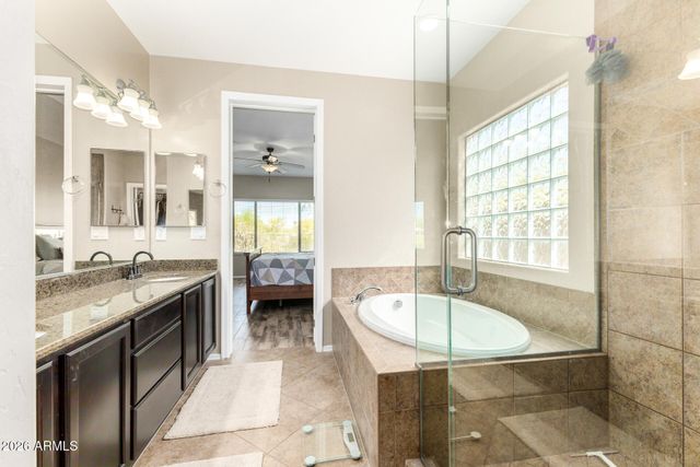 1904 W BLACK HILL Road, Phoenix, AZ 85085