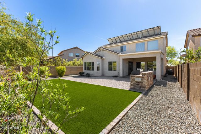 1904 W BLACK HILL Road, Phoenix, AZ 85085