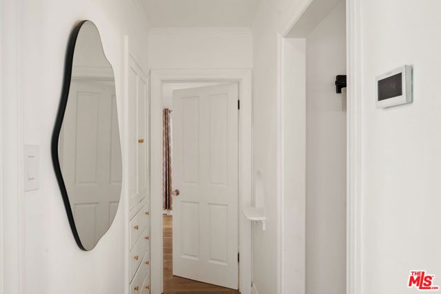 7459 Rosewood Avenue, Los Angeles, CA 90036