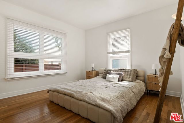 7459 Rosewood Avenue, Los Angeles, CA 90036