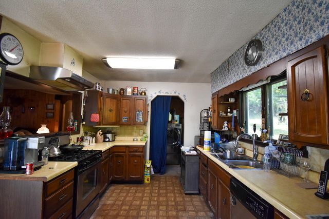 240 Pup Hill Road, Saranac, NY 12981