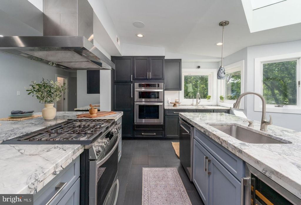 Image 15 of property listing at 2728 OLD COURT, Baltimore, MD 21208
