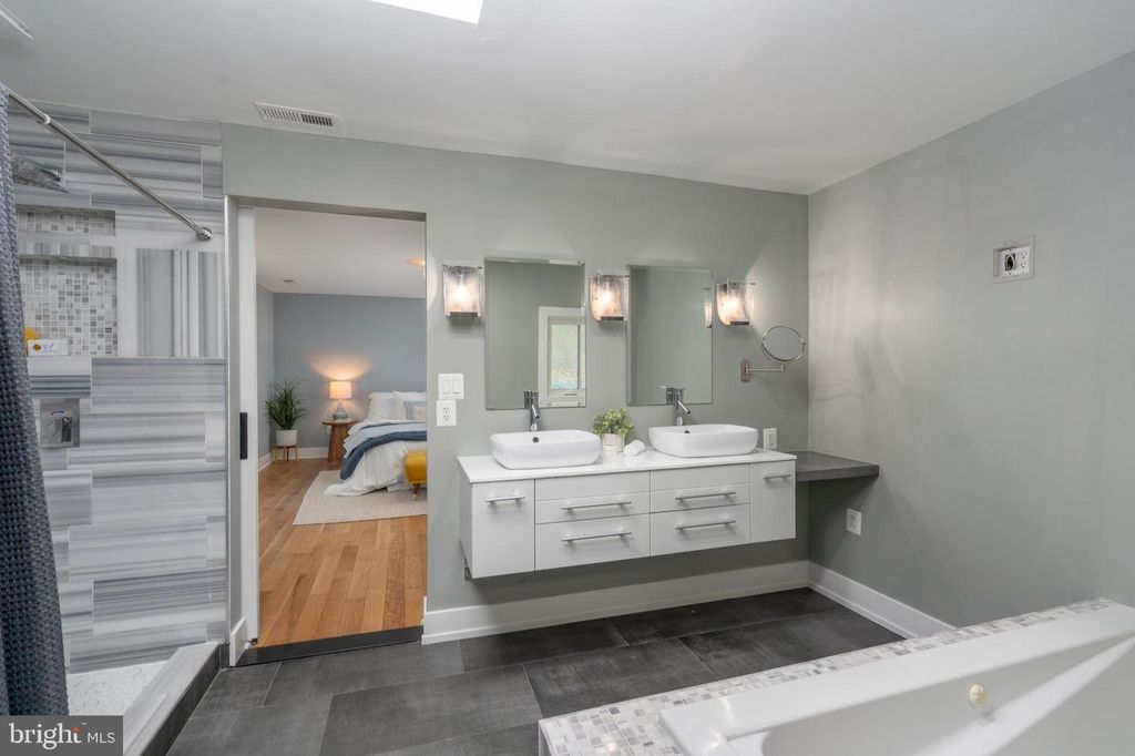 Image 32 of property listing at 2728 OLD COURT, Baltimore, MD 21208