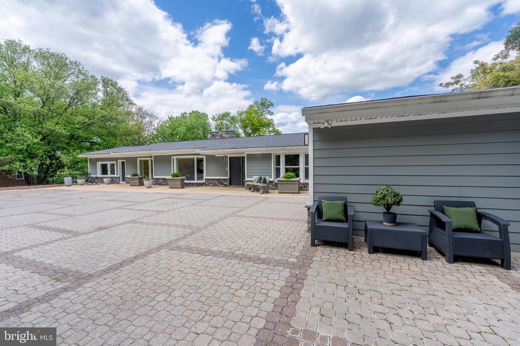 Image 64 of property listing at 2728 OLD COURT, Baltimore, MD 21208