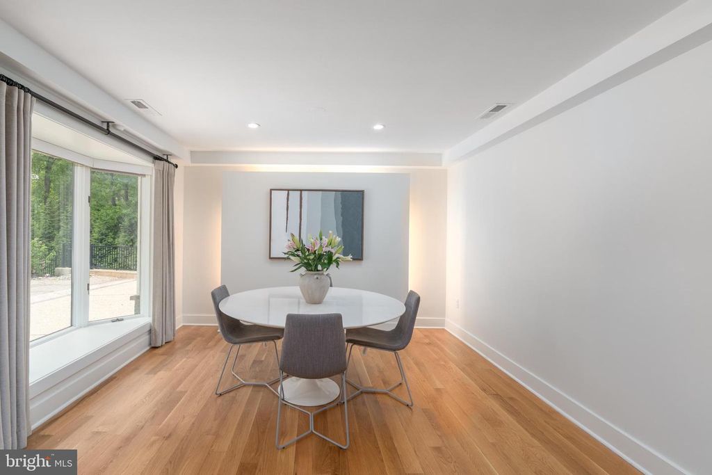 Image 9 of property listing at 2728 OLD COURT, Baltimore, MD 21208