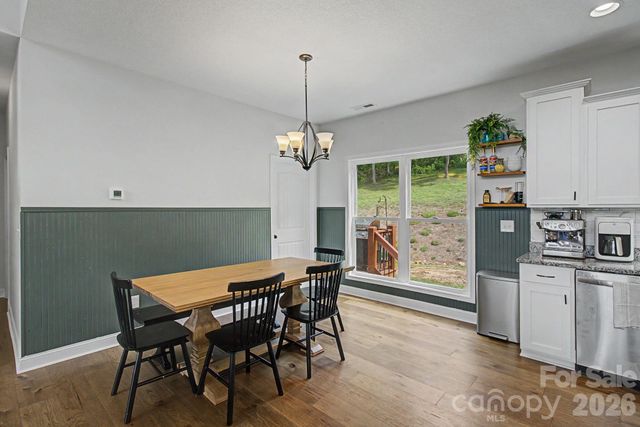 300 Green Meadow Lane, Mars Hill, NC 28754