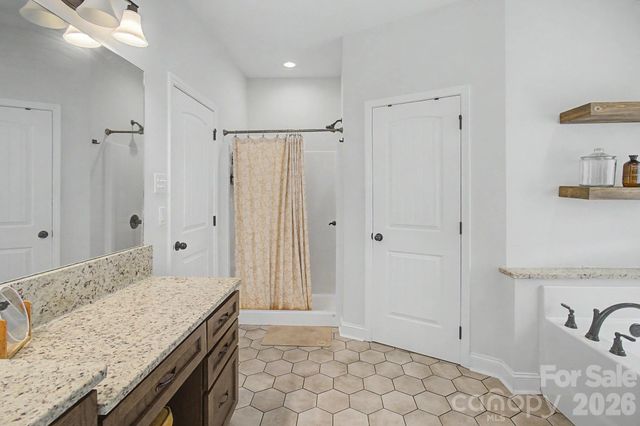 300 Green Meadow Lane, Mars Hill, NC 28754