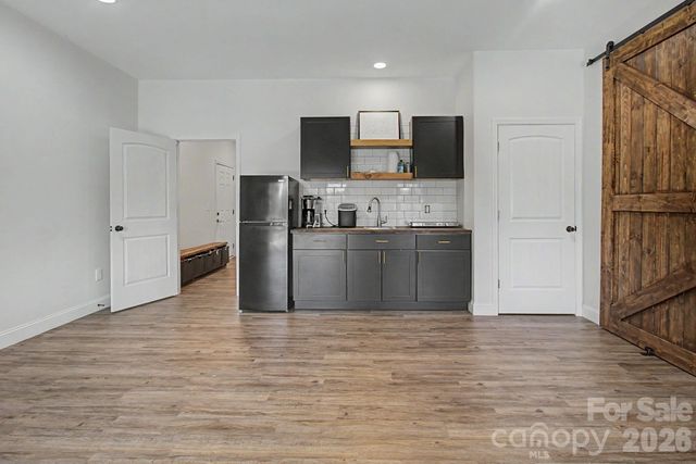 300 Green Meadow Lane, Mars Hill, NC 28754